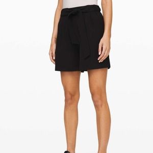 Lululemon Noir High Waisted Short 5.5" Black
